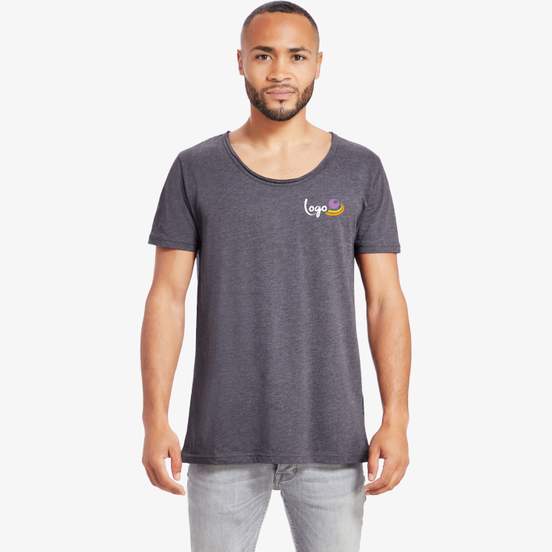 Men's raw Scoop T